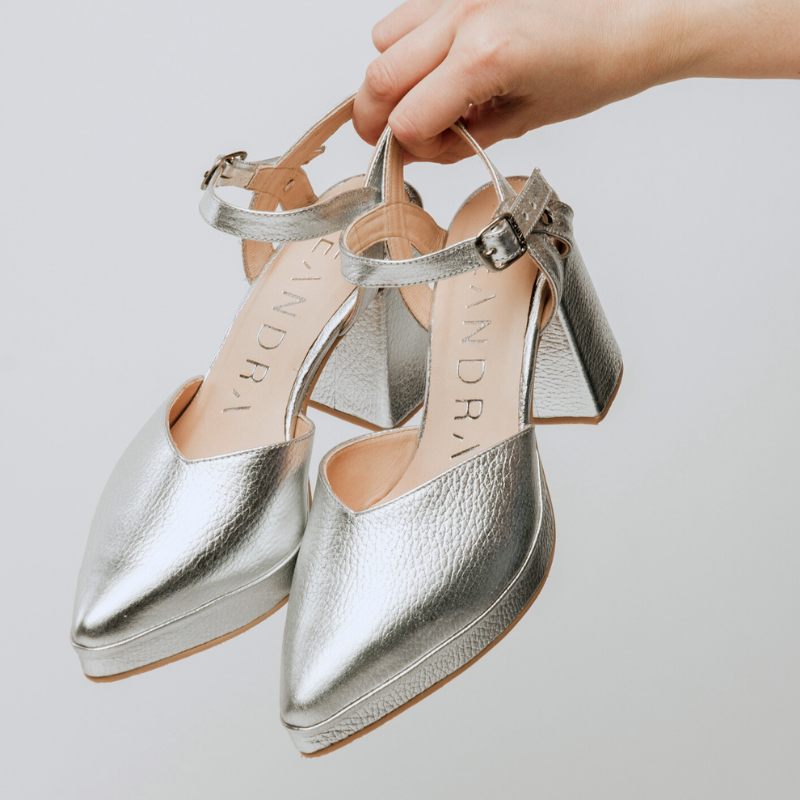 ZAPATOS ANDREA SILVER