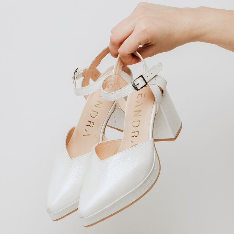 ZAPATOS ANDREA WHITE