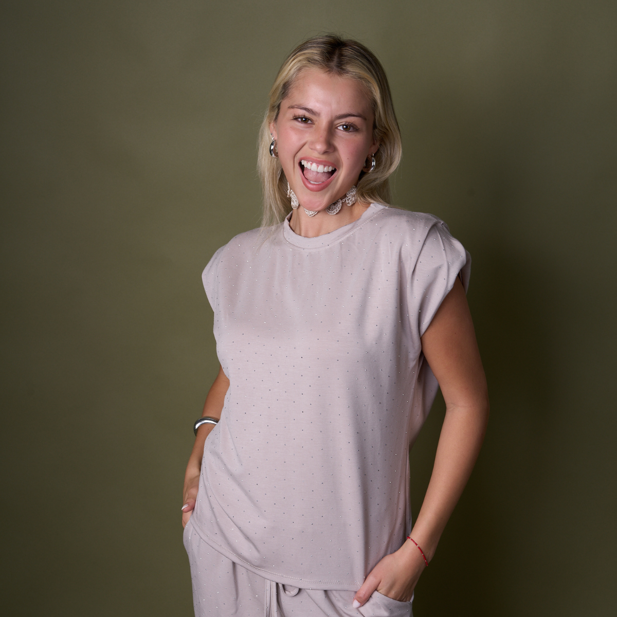 CONJUNTO SPORT SHINE BEIGE