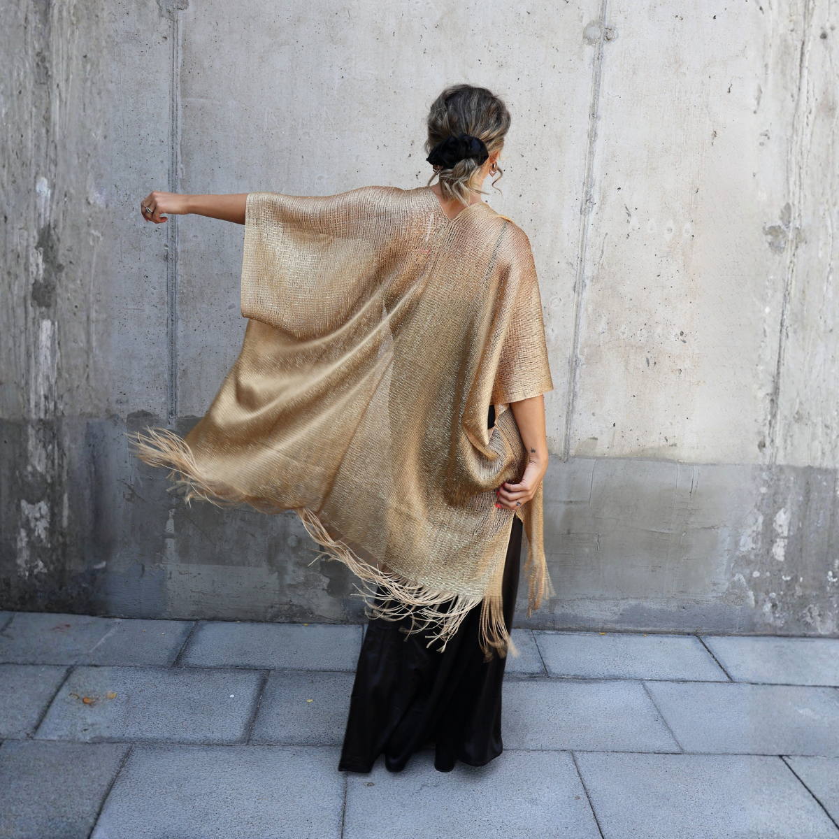 KIMONO BRILLOS DORADO