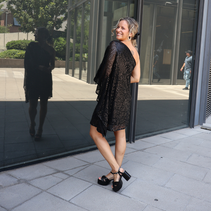 VESTIDO CORTO BRILLOS NEGRO