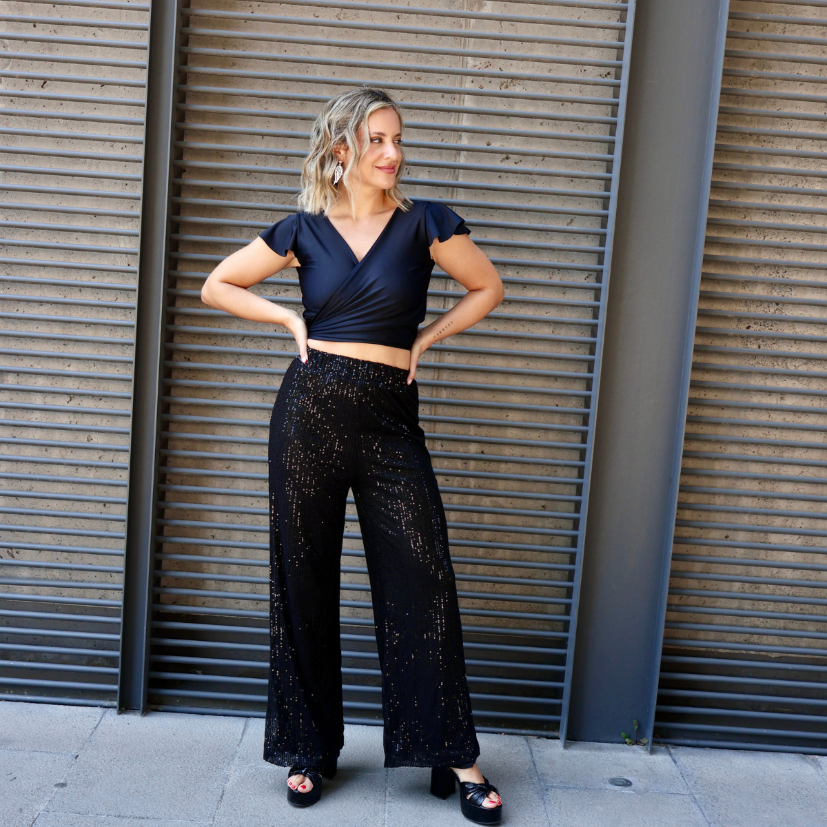 PANTALÓN BRILLO NEGRO