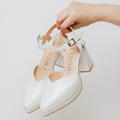 ZAPATOS ANDREA WHITE